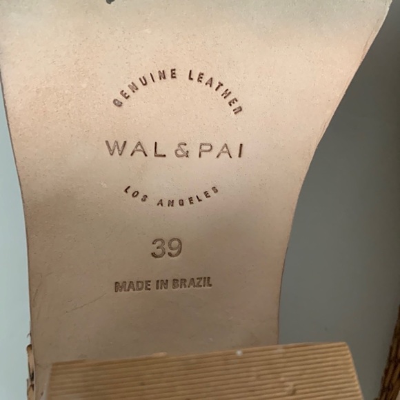 Wal & Pai Wade Pump in Burt Reptile - Picture 15 of 16